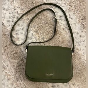 AUTHENTIC NEW WITH OUT TAGS KATE SPADE CROSSBODY